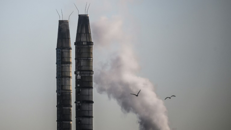 Les cours du p&eacute;trole s'envolent en raison de l'offensive du Hamas contre Isra&euml;l