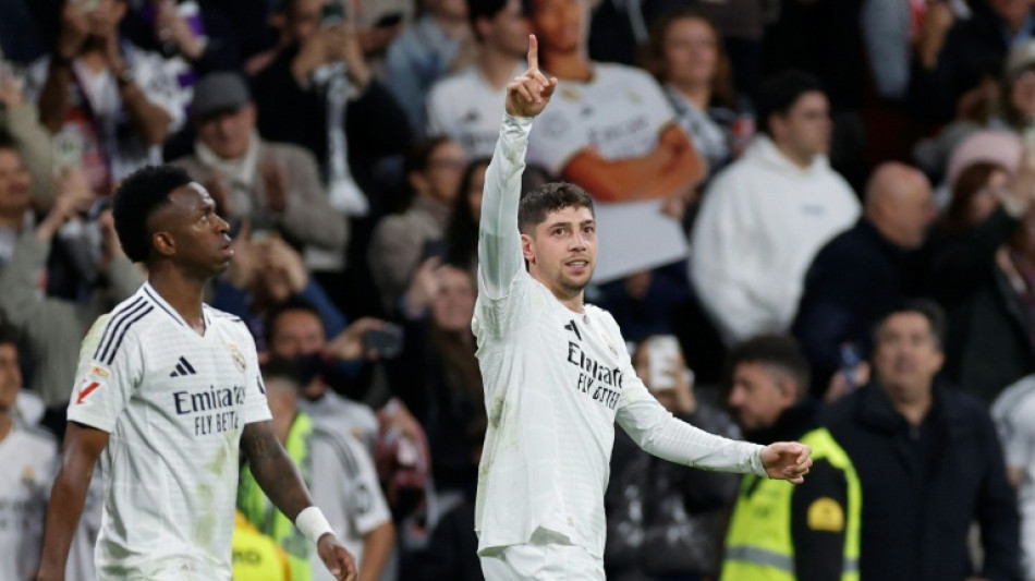 Valverde stunner saves Real Madrid title hopes against Bilbao