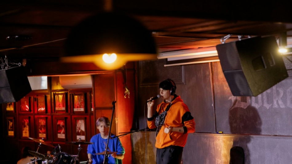 A alegria e a f&uacute;ria de uma banda de rock em turn&ecirc; na Ucr&acirc;nia