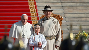 Papa Francisco faz aparente gesto &agrave; China durante visita &agrave; Mong&oacute;lia