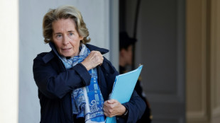 Chiffrage de son patrimoine : l'ex-ministre Cayeux vis&eacute;e par une enqu&ecirc;te 