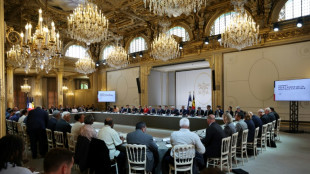 Ind&eacute;pendantistes et loyalistes s'accordent sur un futur "Etat de la Nouvelle-Cal&eacute;donie"