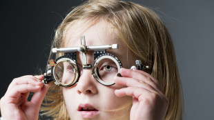 Un genitore su 3 non conosce la miopia,&egrave; 'mioepidemia' tra bimbi