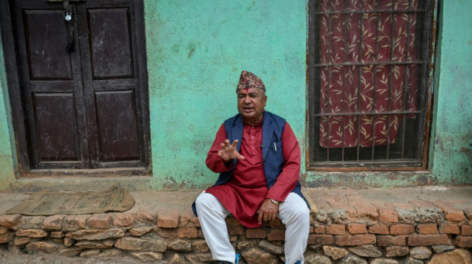 "Il n'y a rien ici", faute d'emplois, les jeunes N&eacute;palais contraints &agrave; l'exil