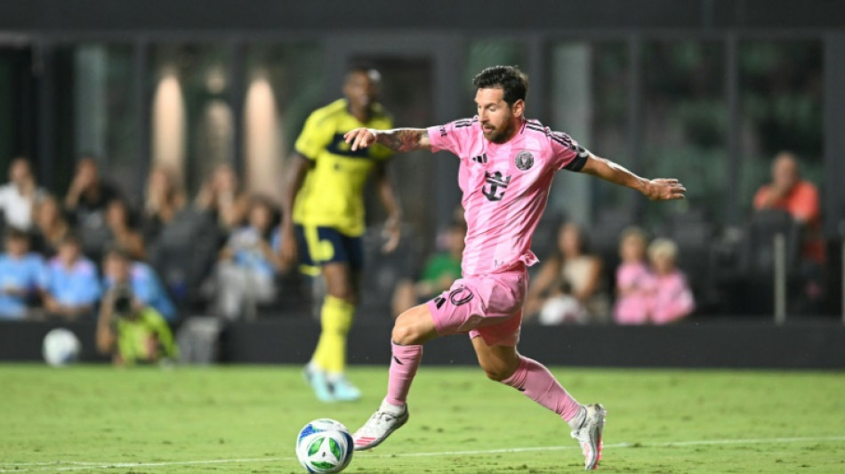 Messi e Jordi Alba s&atilde;o suspensos por um jogo por aus&ecirc;ncia no All-Star Game da MLS