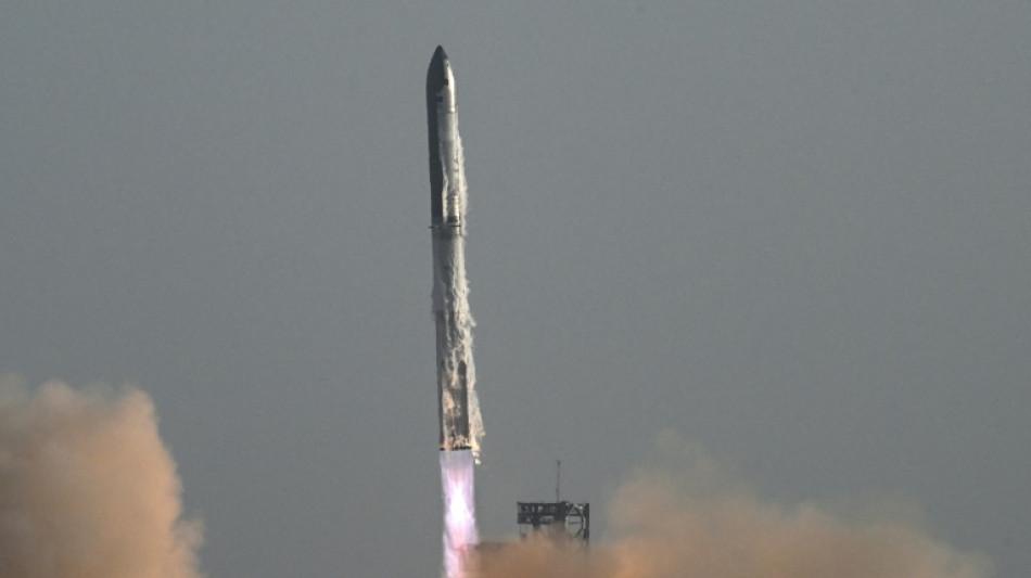 Neunter Testflug von SpaceX-Riesenrakete gestartet 