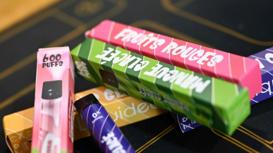 Succ&egrave;s commercial, mais bombe &agrave; retardement sanitaire et &eacute;cologique, la puff au coeur du congr&egrave;s des buralistes