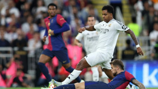 El central del Bar&ccedil;a &Iacute;&ntilde;igo Martinez, de baja un mes por lesi&oacute;n