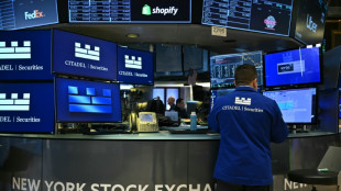 Vent de panique sur Wall Street, la "tech" d&eacute;gringole face aux craintes sur l'IA