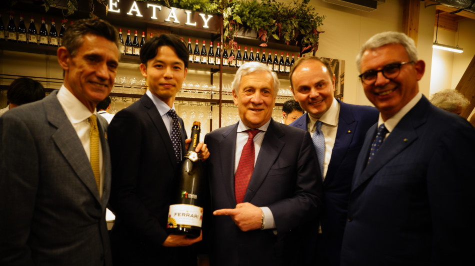 Expo Osaka: a Padiglione Italia brindisi con Ferrari Trento