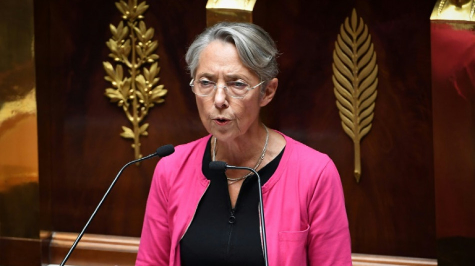 A l'Assembl&eacute;e, Borne appelle &agrave; "b&acirc;tir ensemble" des compromis, met en garde contre "le d&eacute;sordre"