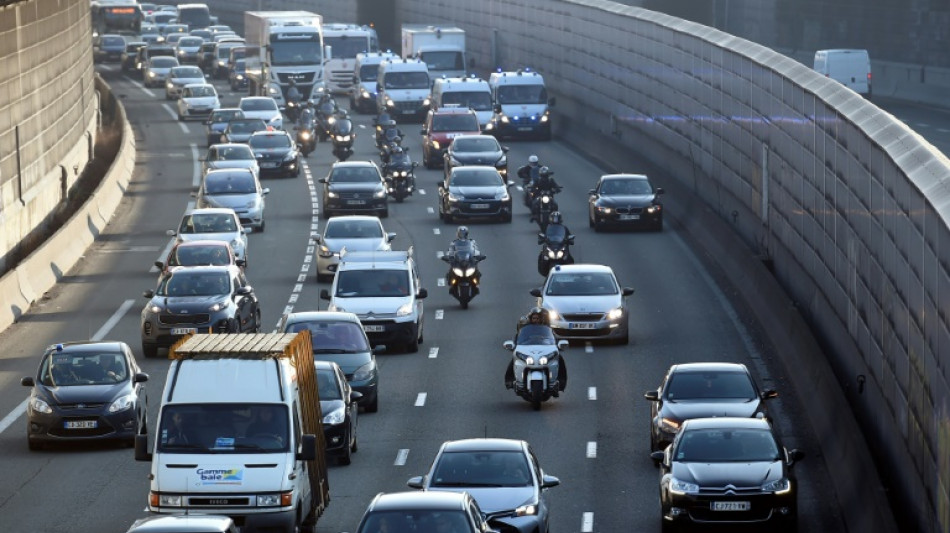 Conduite seul d&egrave;s 17 ans, une annonce en demi-teinte pour les assureurs auto