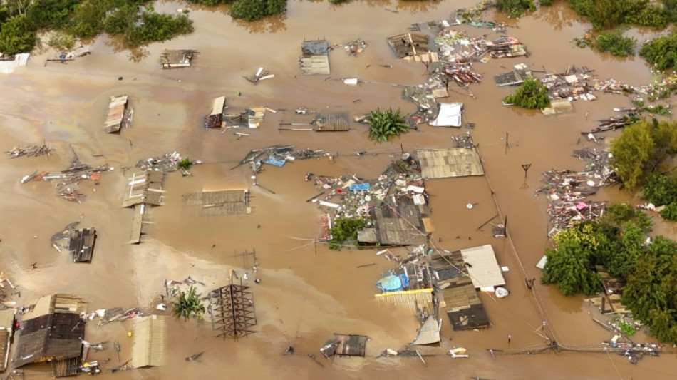 "Escenario de guerra": sur de Brasil a contrarreloj para contener tragedia clim&aacute;tica