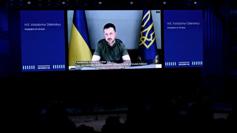 Zelenski pide aumentar la presi&oacute;n para "un cambio de r&eacute;gimen" en Rusia, tras un letal bombardeo en Kiev