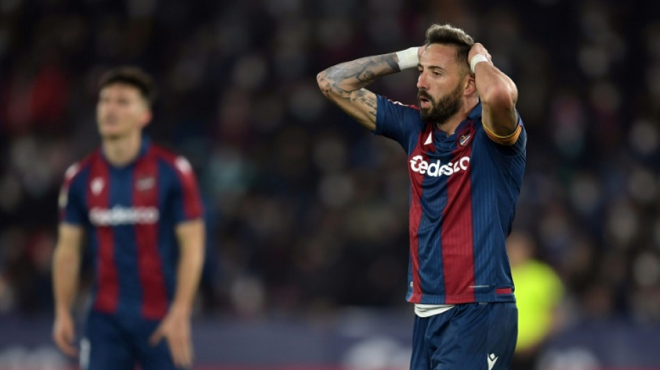 El Villarreal refuerza su delantera con Jos&eacute; Luis Morales