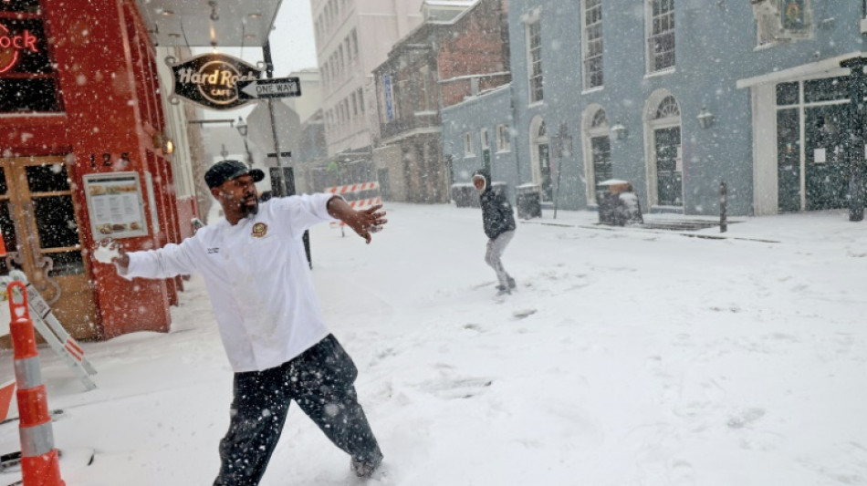 Arktische K&auml;ltewelle in weiten Teilen der USA - New Orleans unter Schneedecke
