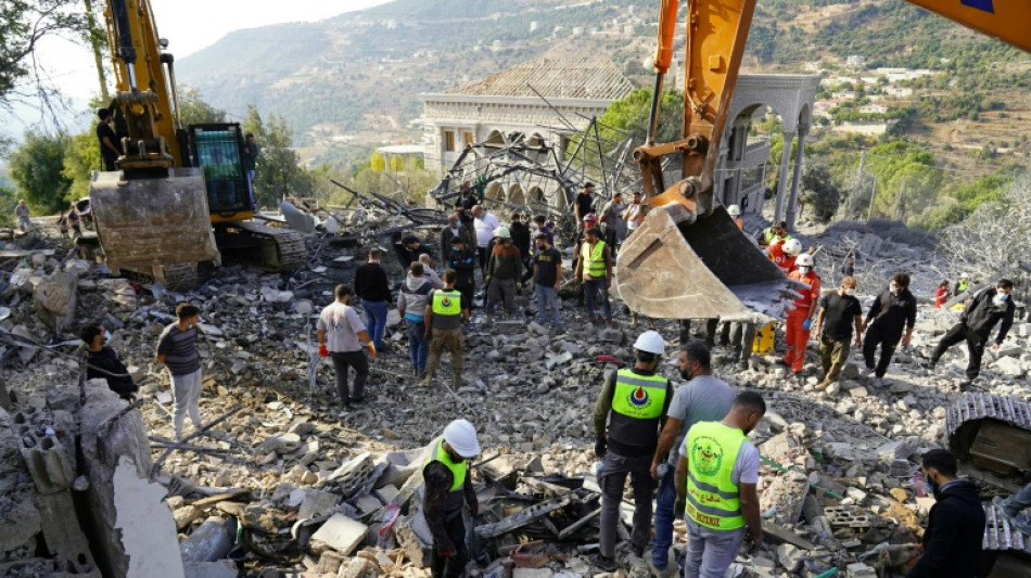 Bombardeios israelenses deixam dezenas de mortos em Gaza e L&iacute;bano