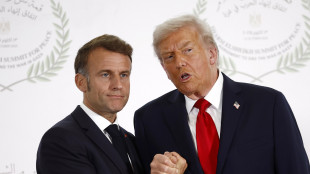 Macron a Trump, 'non pu&ograve; continuare a contraddirsi ogni giorno'