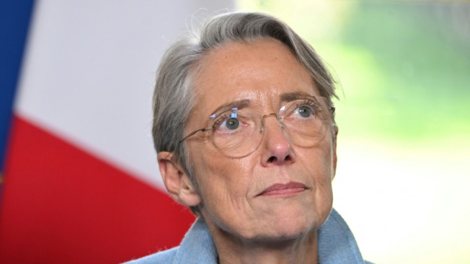 L'indemnit&eacute; carburant b&eacute;n&eacute;ficiera "&agrave; la moiti&eacute; des m&eacute;nages", annonce Borne