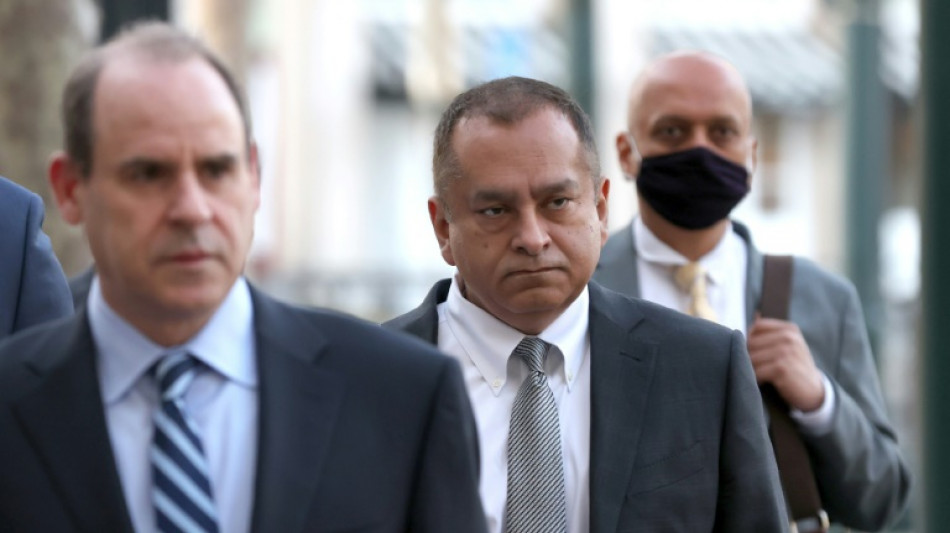 In Theranos-Skandal auch Ex-Freund von Firmengr&uuml;nderin Holmes schuldig gesprochen