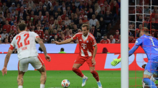 Allemagne: doublé d'Olise et triplé de Kane pour lancer la saison du Bayern
