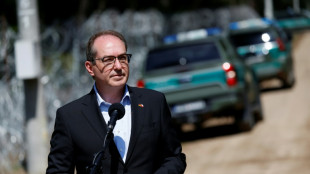 Dobrindt will R&uuml;ckkehrzentren in Drittstaaten vorantreiben - Treffen am Samstag