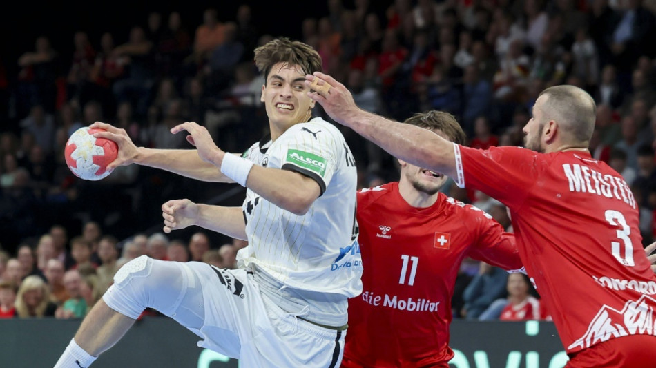 Fehler-Festival und Aufholjagd: Handballer holen Gruppensieg