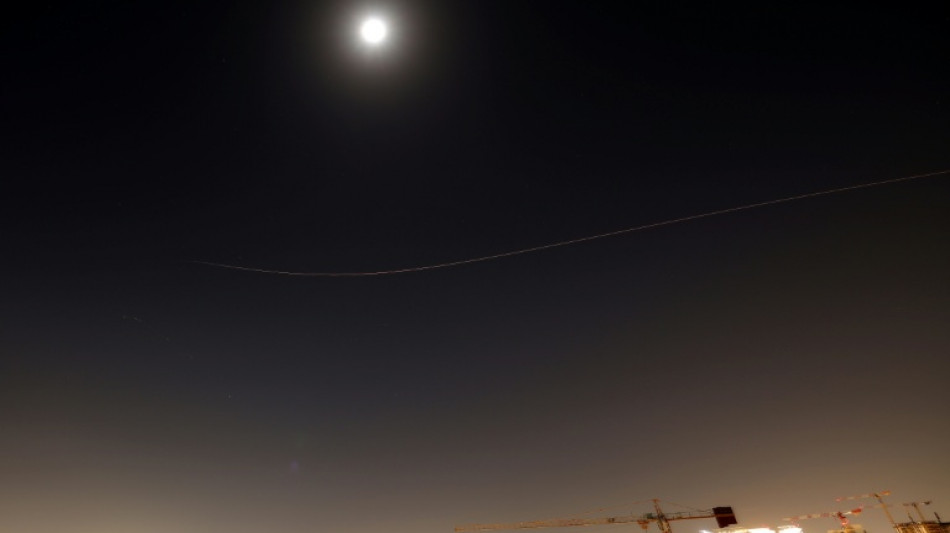 Ir&atilde; lan&ccedil;a m&iacute;sseis contra pa&iacute;ses do Oriente M&eacute;dio ap&oacute;s amea&ccedil;a de Trump