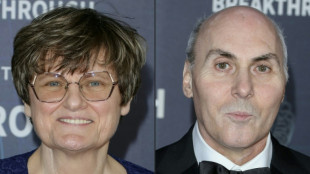 Medizin-Nobelpreis geht an Karik&oacute; und Weissman f&uuml;r Forschung zu Corona-Impfstoffen