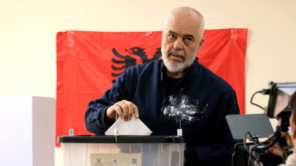 Parlamentswahl in Albanien beendet - Ergebnisse am Dienstag erwartet