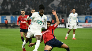 Lille elimina Olympique de Marselha nos p&ecirc;naltis na Copa da Fran&ccedil;a