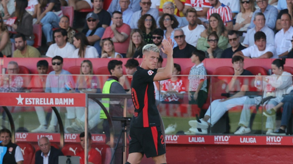 Flick und Barcelona m&uuml;ssen wochenlang auf Olmo verzichten