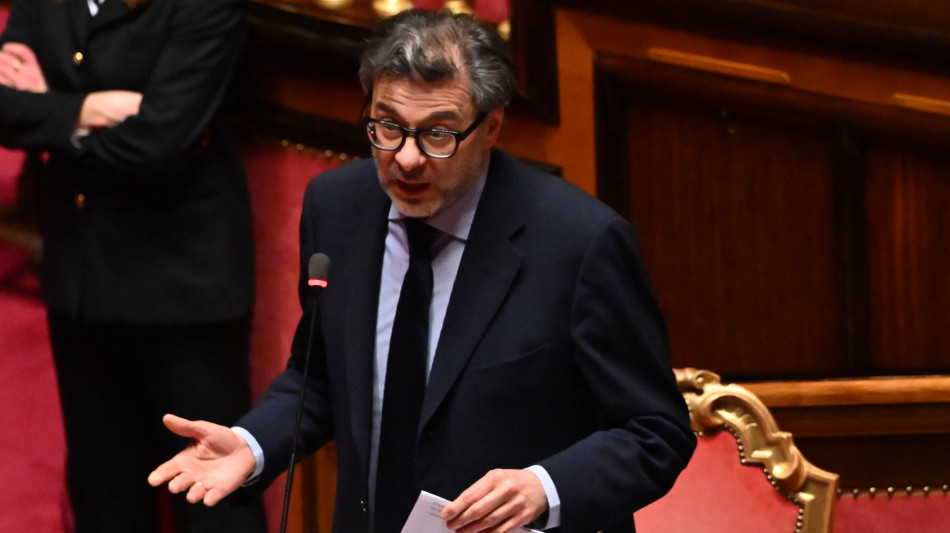 Il debito scende sotto i 3.000 miliardi con la liquidit&agrave; del Mef