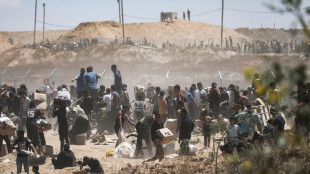 Fonti mediche, 'attacchi israeliani a Gaza, 27 morti'