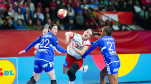 Euro de hand: les Bleues tombent de haut, &eacute;limin&eacute;es en demi-finale