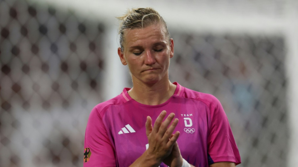 Popp und Sch&uuml;ller fehlen Fu&szlig;ballerinnen im Halbfinale