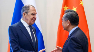 Au&szlig;enminister Chinas und Russlands f&uuml;hren bilaterale Gespr&auml;che vor G20-Treffen