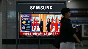 Xi Jinping occupe le devant de la scène à l'Apec en l'absence de Trump