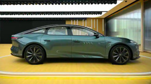 Toyota bZ7: Luxo el&eacute;trico na China