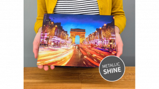 Revolution an der Wand: PixelfotoExpress pr&auml;sentiert das neue Metallic Shine Wandbild - Einzigartiger Glanz trifft auf High-End-Fotokunst